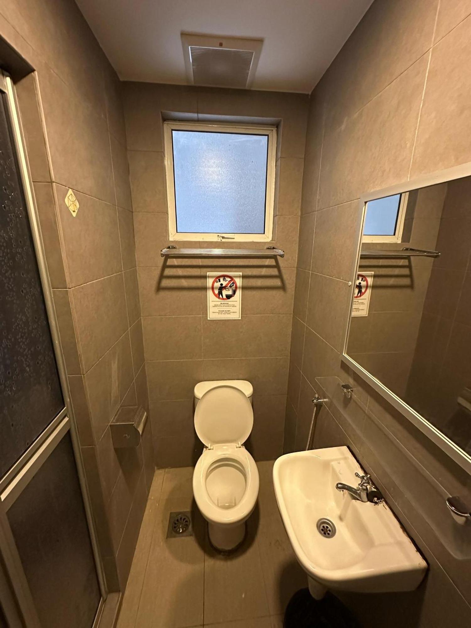 Serian Transit Inn Kültér fotó
